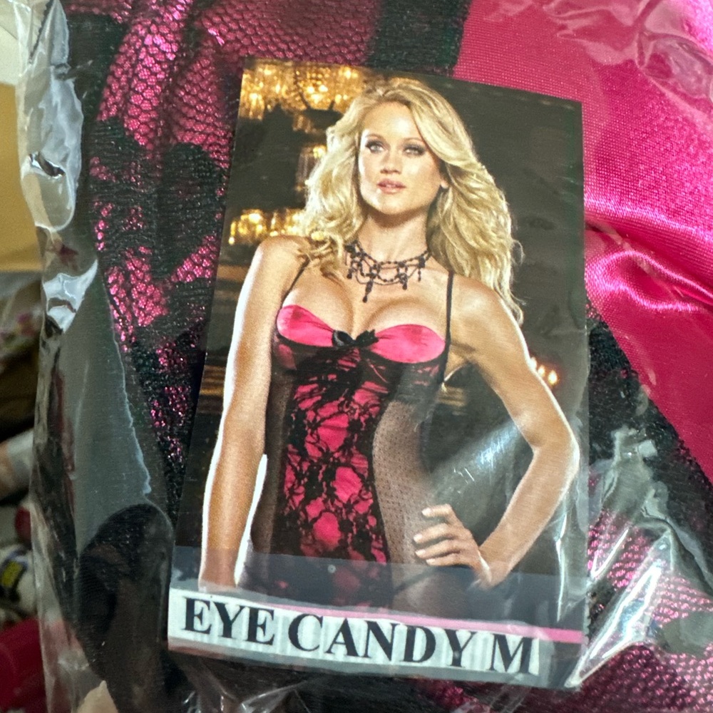 Night teddy black and pink